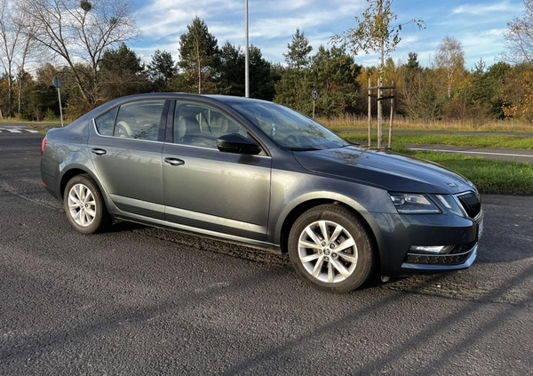Skoda Octavia cena 46900 przebieg: 235465, rok produkcji 2018 z Częstochowa małe 436